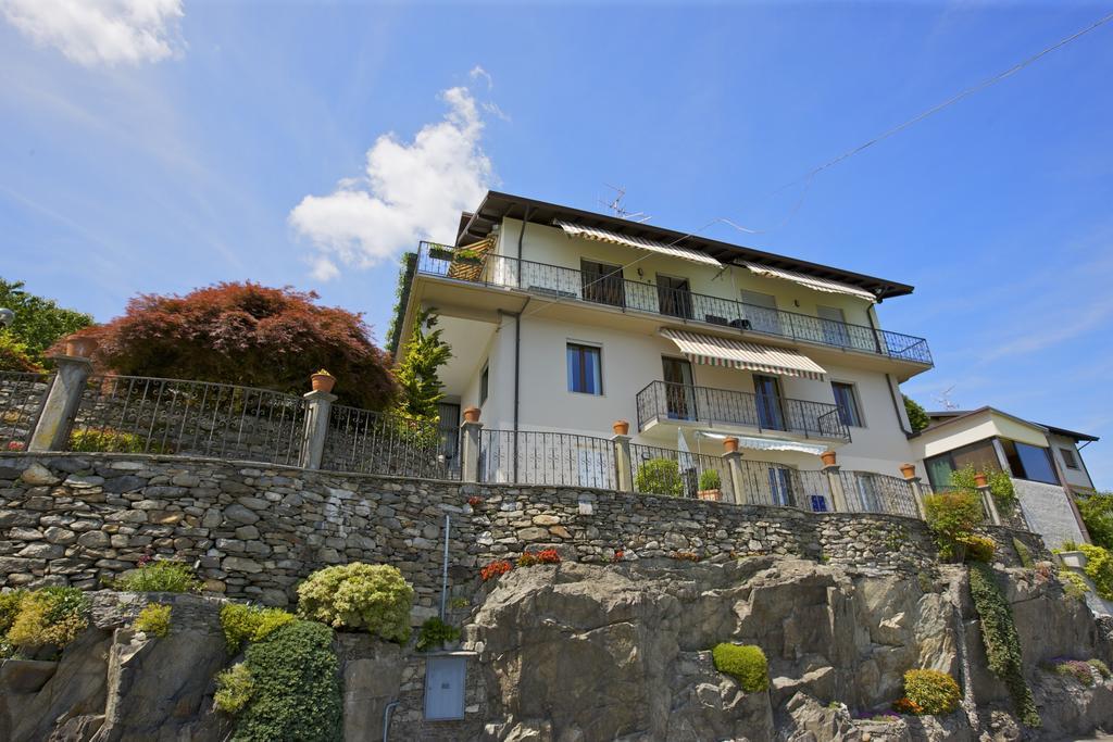 Casa Balon Apartment Oggebbio Bagian luar foto